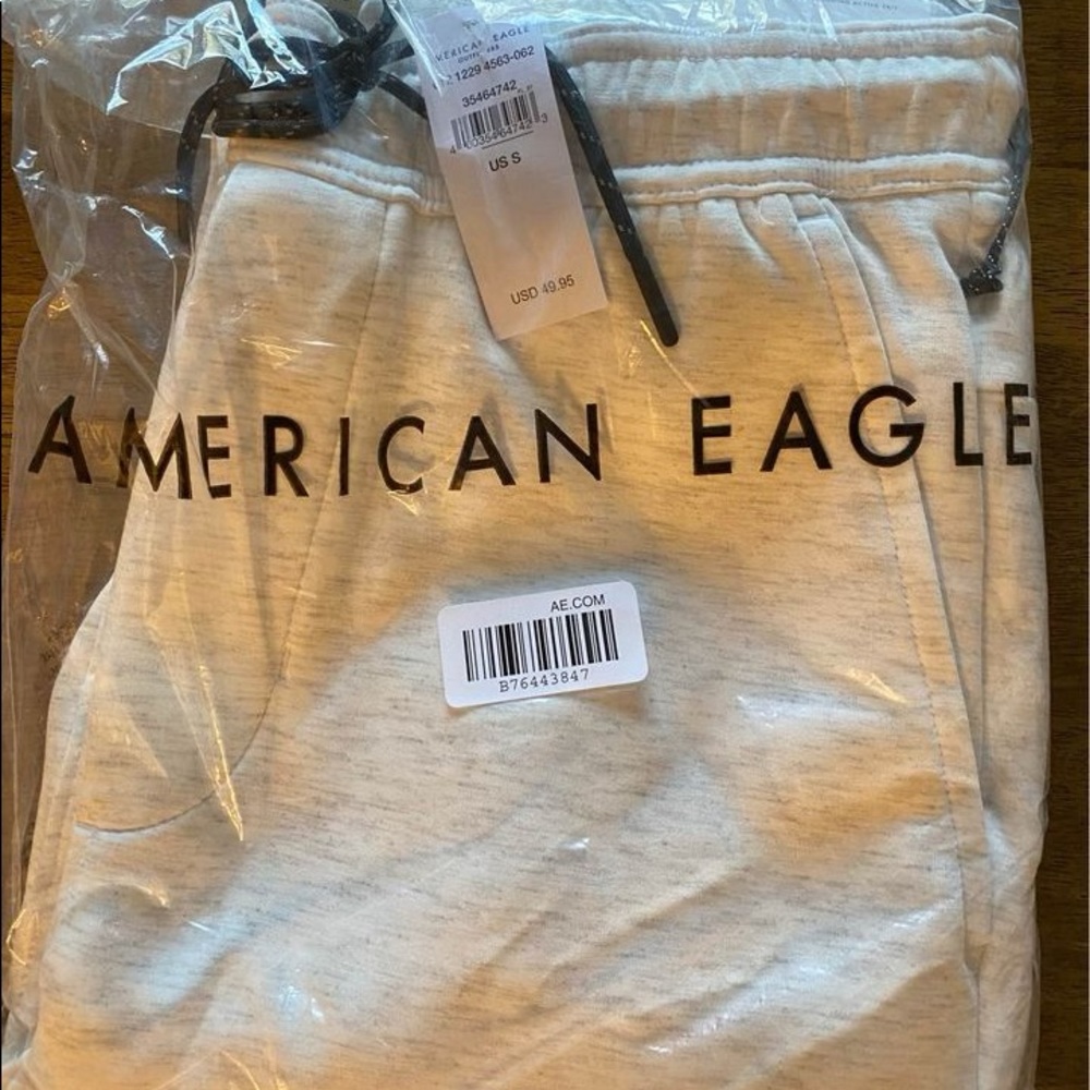 American Eagle Joggers